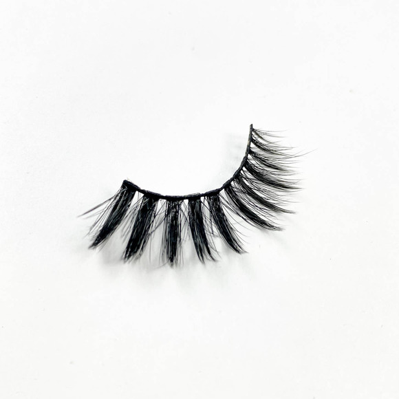 Tina T Bold Glam Volume Instagram False Eyelashes - Picture 13 of 13